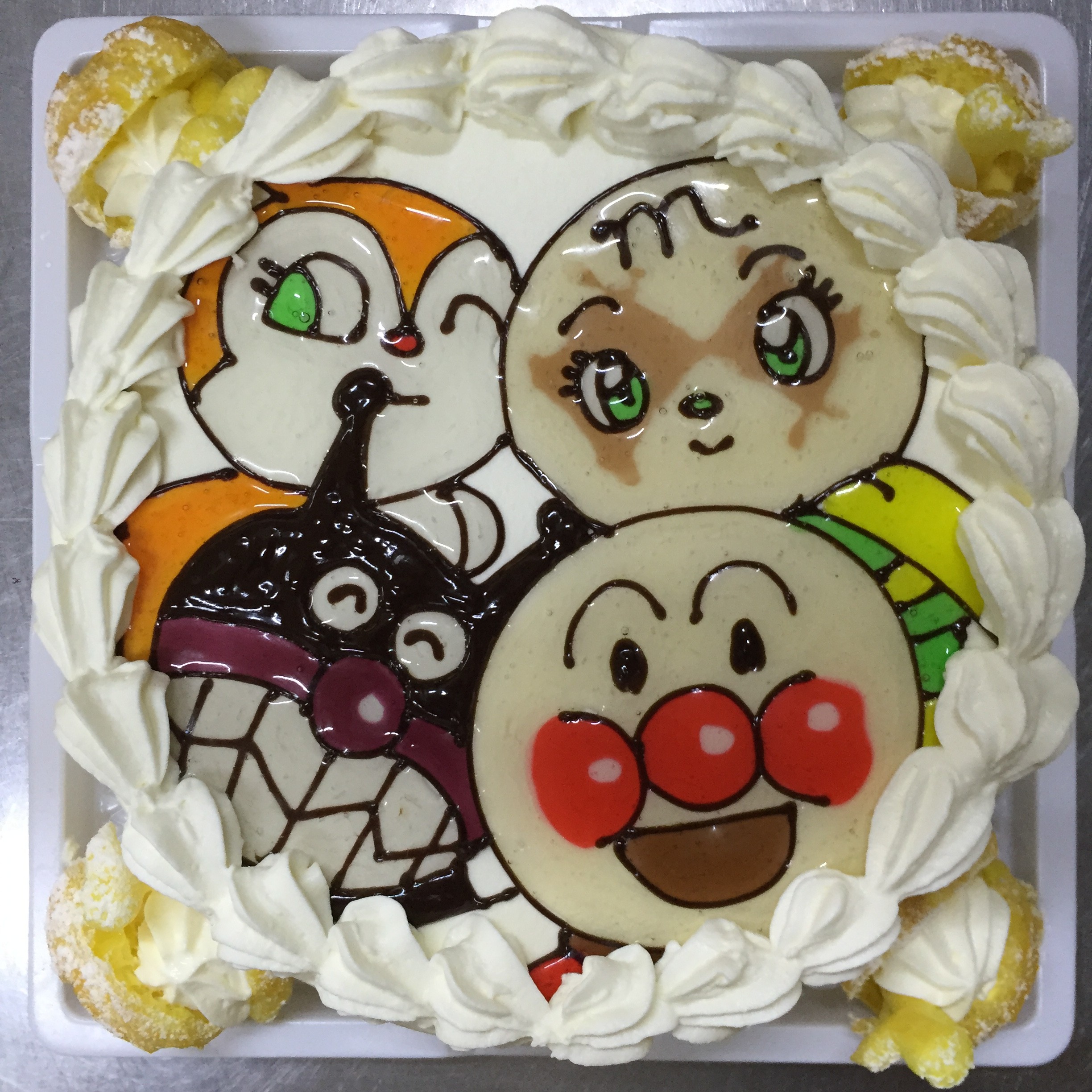 アンパンマン キャラクターケーキ キャラクターケーキなら Dia ダイア 京都市右京区 ロールケーキ バースデーケーキ